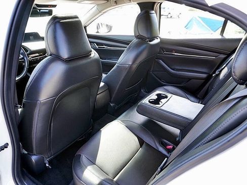 Used 2020 MAZDA MAZDA3 Premium 4dr Sedan image 20