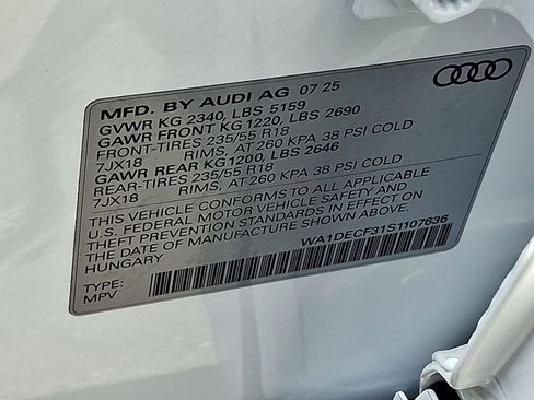 New 2025 Audi Q3 2.0T Premium image 21