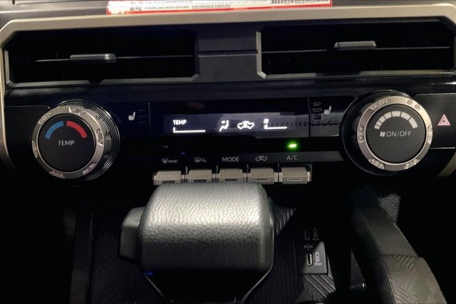 Certified 2025 Toyota Tacoma SR5 AWD/4WD image 33