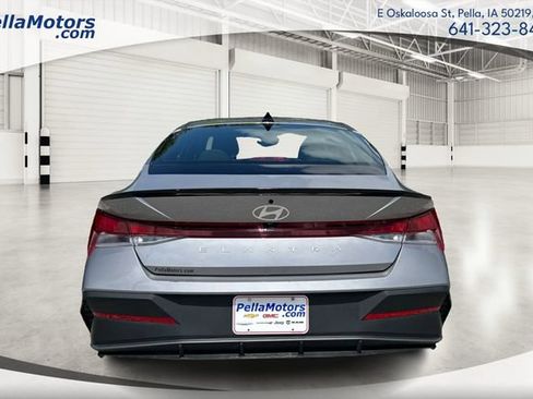 Used 2026 Hyundai Elantra SEL Sport FWD image 4