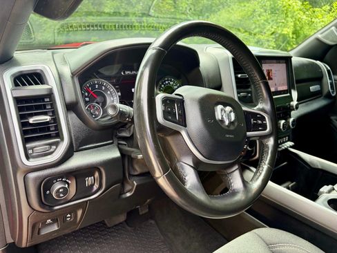 Used 2022 RAM 1500 Big Horn AWD/4WD image 18