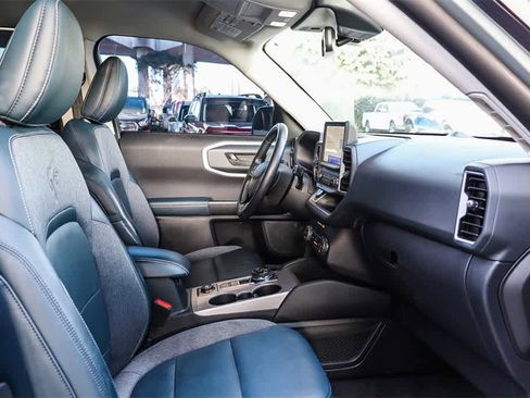 Used 2023 Ford Bronco Sport Outer Banks image 17