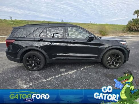 Used 2023 Ford Explorer ST-Line w/ Class IV Trailer Tow Package image 4