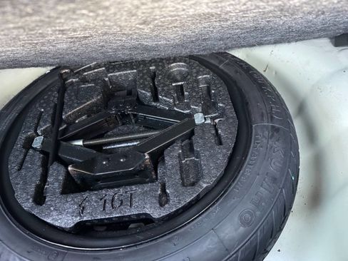 Used 2017 Kia Soul + image 20