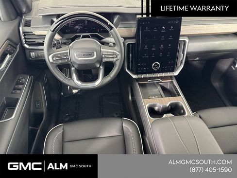 New 2026 GMC Acadia Denali w/ Super Cruise Package FWD image 27