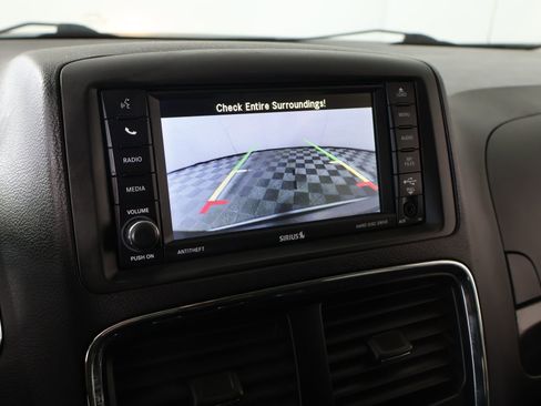 Used 2017 Dodge Grand Caravan SE w/ Power Window Group FWD image 6