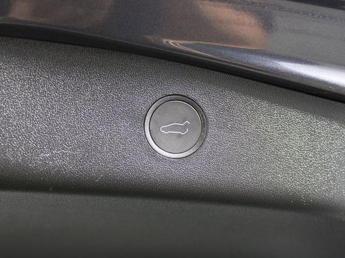 Used 2023 Tesla Model 3 Performance image 23