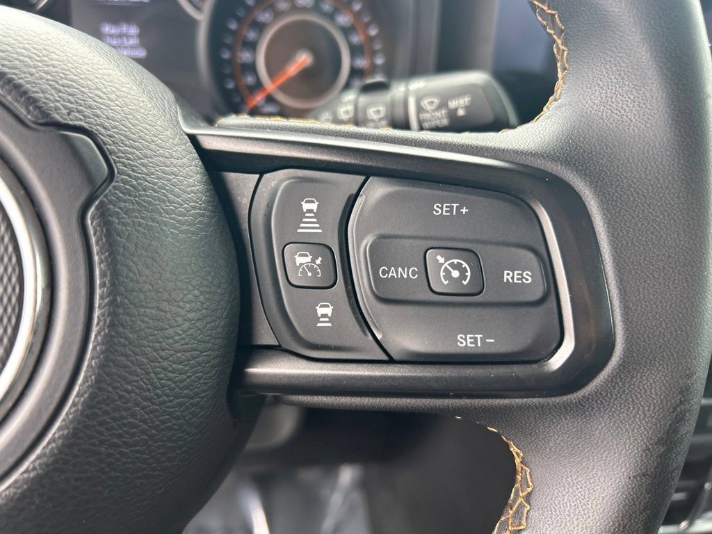 Used 2024 Jeep Wrangler Unlimited Sport AWD/4WD image 41