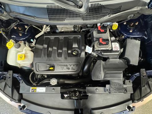 Used 2017 Jeep Compass High Altitude FWD image 30