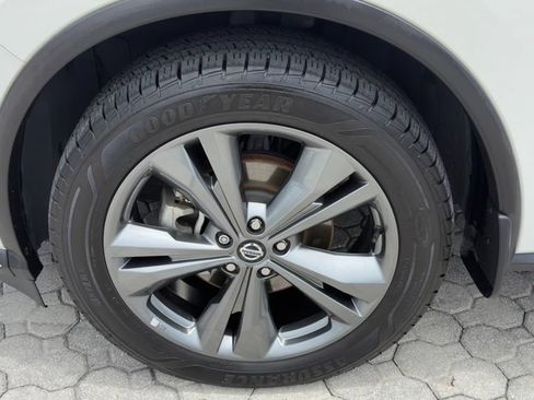 Used 2020 Nissan Murano Platinum w/ Cargo Package FWD image 19