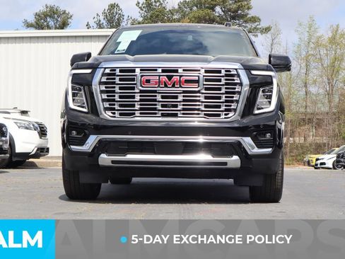 Used 2026 GMC Yukon Denali w/ Sun & Power Step Package AWD/4WD image 3