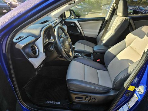Used 2015 Toyota RAV4 Limited image 20