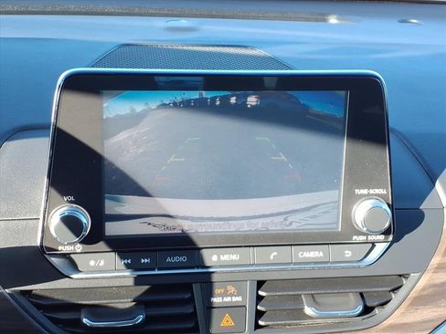 Certified 2024 Nissan Altima 2.5 SV image 27