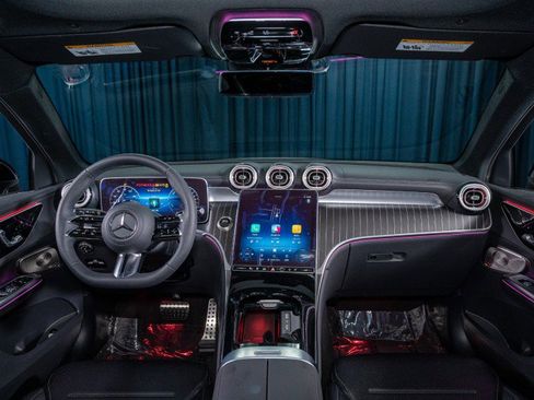 New 2025 Mercedes-Benz GLC 350e 4MATIC image 14