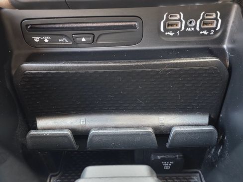 Used 2019 RAM 2500 Laramie AWD/4WD image 22