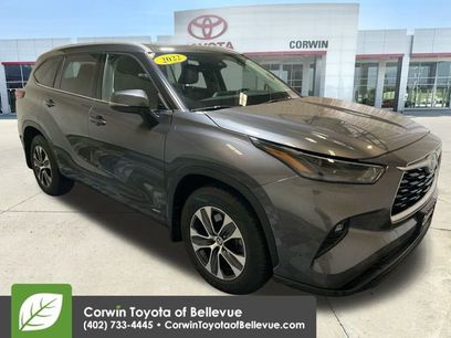 Used 2022 Toyota Highlander XLE