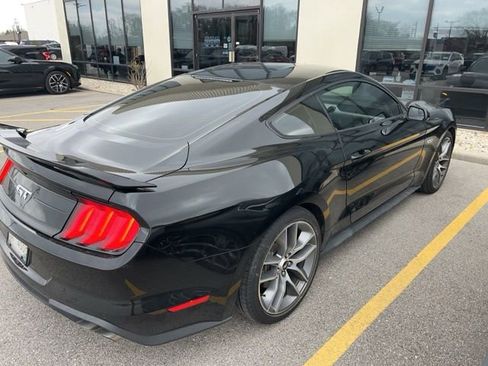 Used 2018 Ford Mustang GT image 3