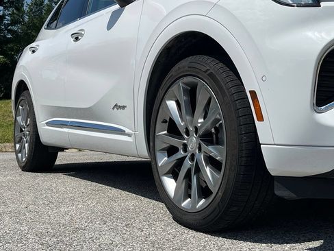 Used 2021 Buick Envision Avenir w/ Technology Package II AWD/4WD image 9