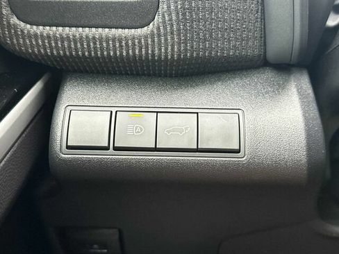 Used 2024 Toyota bZ4X FWD image 31
