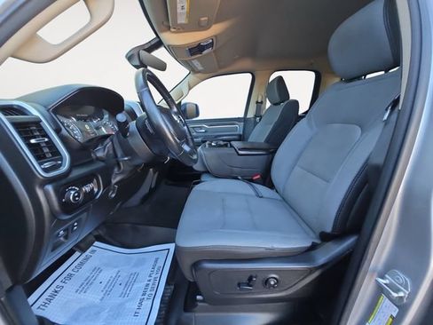 Used 2019 RAM 1500 Big Horn AWD/4WD image 11