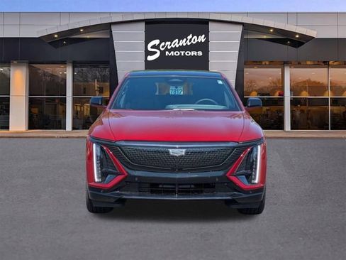 New 2026 Cadillac Lyriq Sport image 8