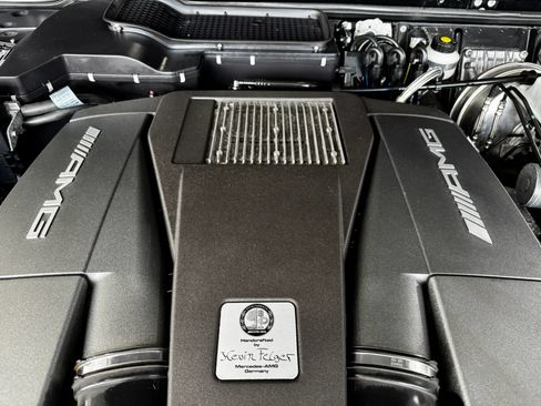 Used 2017 Mercedes-Benz G 63 AMG 4MATIC image 53