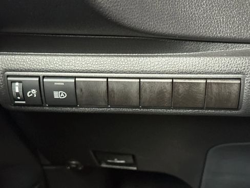 Certified 2025 Toyota Corolla LE w/ Convenience Package image 29