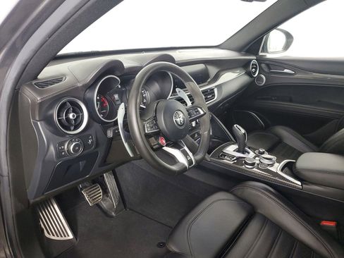 Used 2022 Alfa Romeo Stelvio Quadrifoglio w/ Active Assist Plus Package AWD/4WD image 27