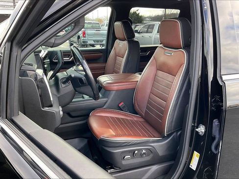 Used 2024 GMC Sierra 2500 Denali Ultimate image 24