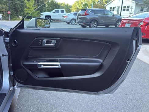 Used 2020 Ford Mustang GT image 21