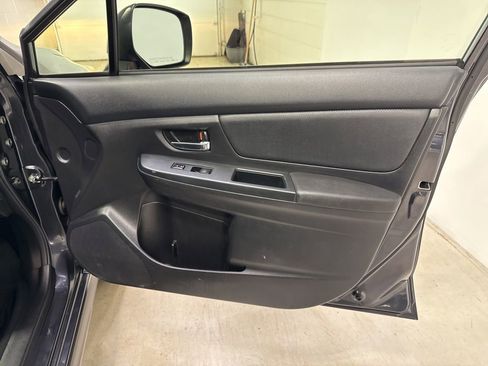 Used 2013 Subaru Crosstrek 2.0i Limited image 40