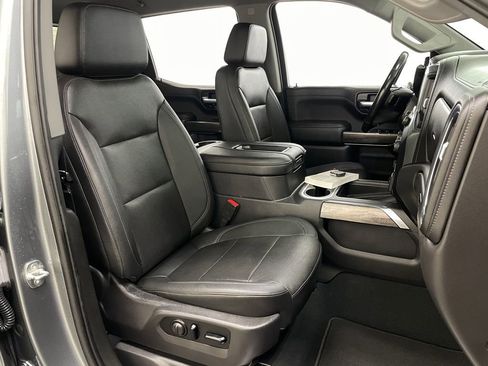 Used 2021 Chevrolet Silverado 1500 LTZ w/ Technology Package AWD/4WD image 42
