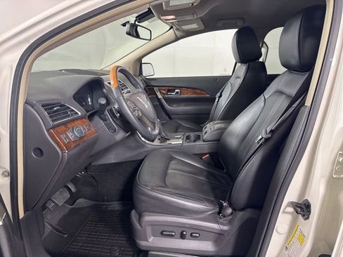 Used 2013 Lincoln MKX FWD image 10
