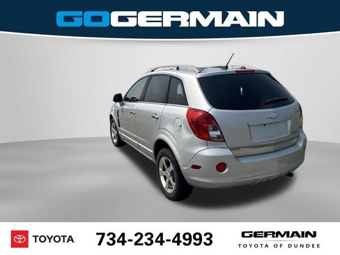 Used 2013 Chevrolet Captiva Sport LT FWD image 9