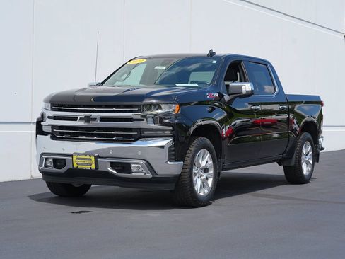Used 2022 Chevrolet Silverado 1500 LTZ w/ LTZ Premium Package AWD/4WD image 7