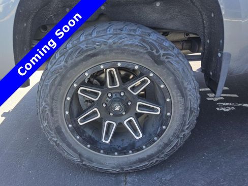 Used 2019 Chevrolet Silverado 1500 LT w/ All-Star Edition AWD/4WD image 21