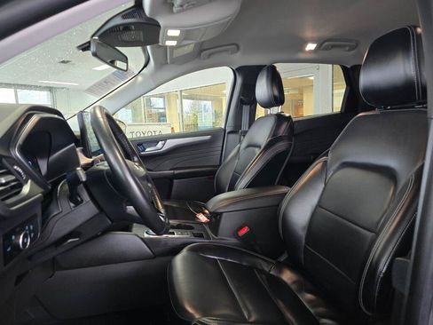 Used 2024 Ford Escape Platinum AWD/4WD image 20