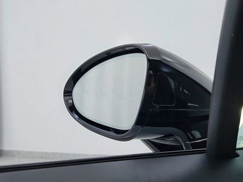 Used 2019 Porsche Panamera Turbo image 15