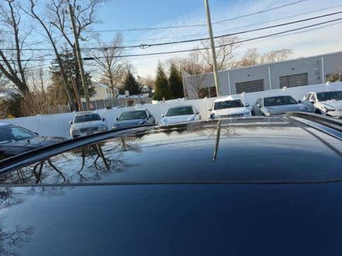 Used 2024 Volvo XC60 T8 Plus w/ Protection Package Premier image 3