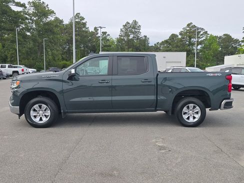 Certified 2025 Chevrolet Silverado 1500 LT AWD/4WD image 2