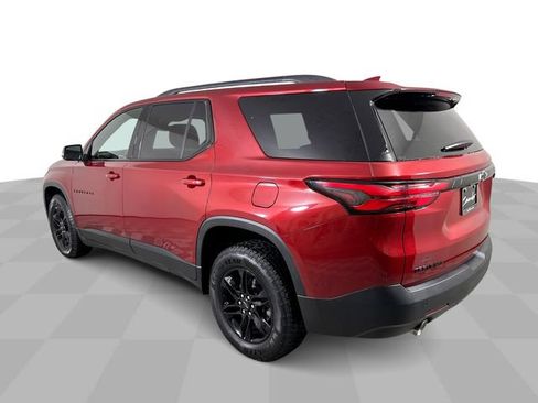 Used 2022 Chevrolet Traverse LT FWD image 6
