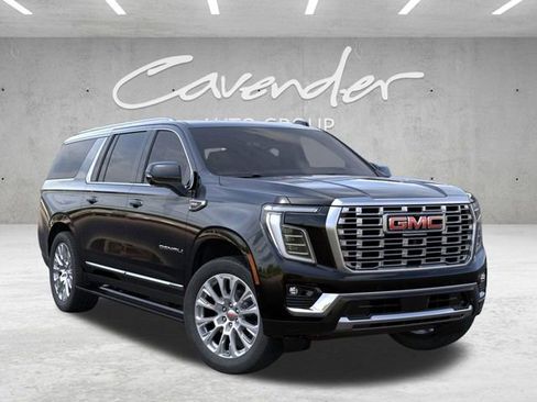 New 2026 GMC Yukon XL Denali image 7
