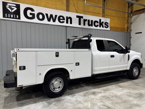 Used 2020 Ford F250 XL w/ Power Equipment Group AWD/4WD image 6