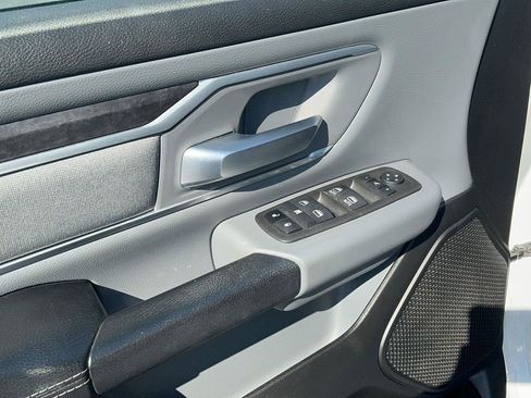 Used 2022 RAM 1500 Big Horn AWD/4WD image 15