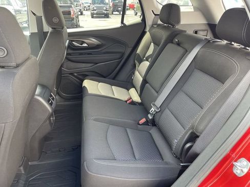 Used 2024 GMC Terrain SLE w/ Driver Convenience Package AWD/4WD image 21