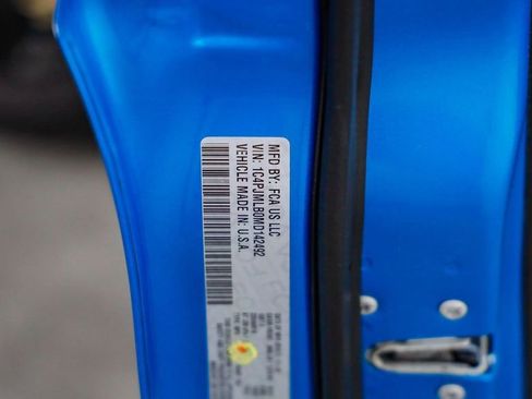 Certified 2021 Jeep Cherokee Latitude Plus image 27