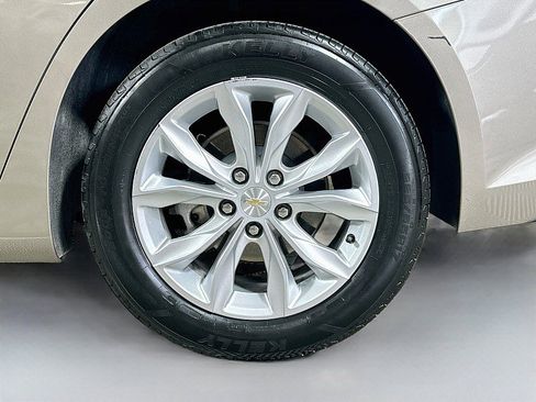 Used 2025 Chevrolet Malibu LT FWD image 30