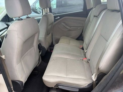 Used 2017 Ford Escape SE FWD image 7