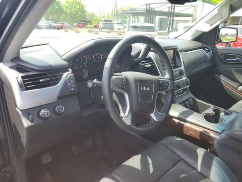 Used 2016 GMC Yukon SLT AWD/4WD image 12