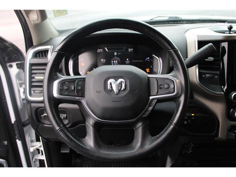 Used 2024 RAM 5500 Laramie image 17